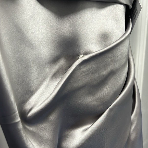 Ieena by Mac Duggal Satin Sleeveless Faux Wrap Ruched Gown Size 0 - Picture 7 of 8